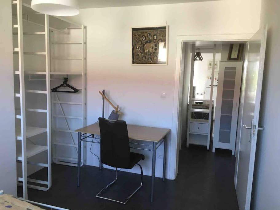 Luminous Apartment In Kehl Near Strasbourg, Conveniently Located Next To A Tram Stop With Direct Access To Strasbourg City Centre Bagian luar foto