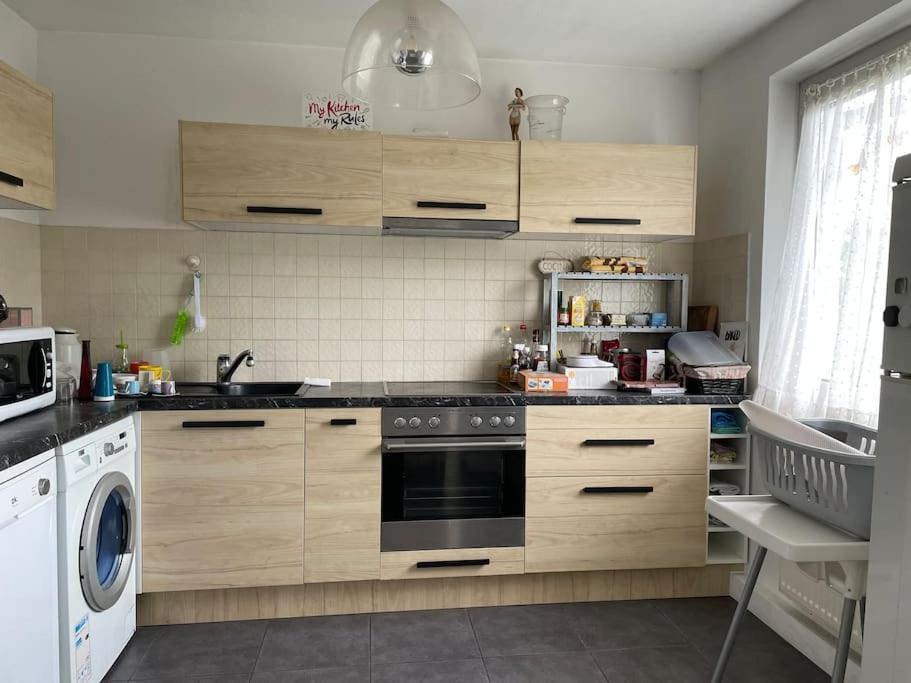 Luminous Apartment In Kehl Near Strasbourg, Conveniently Located Next To A Tram Stop With Direct Access To Strasbourg City Centre Bagian luar foto