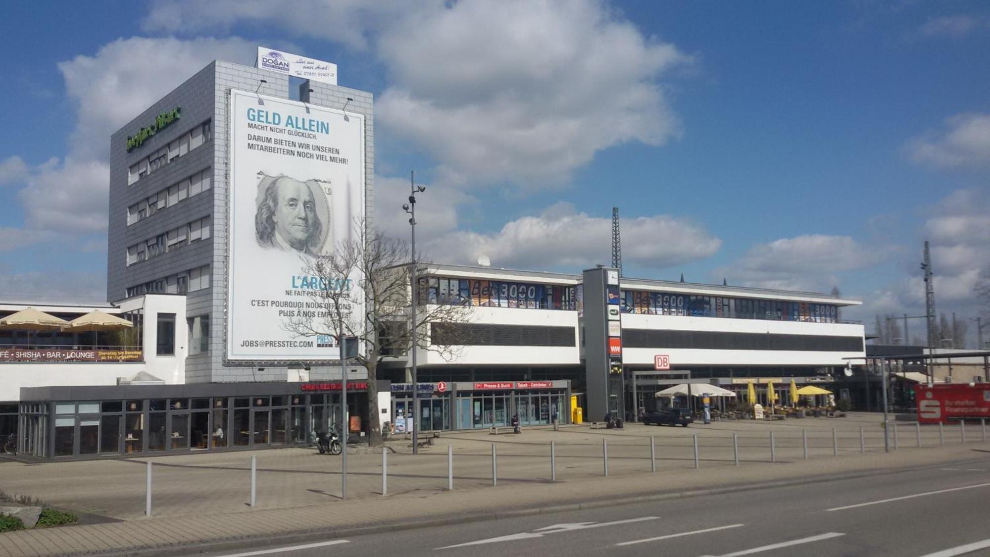 Luminous Apartment In Kehl Near Strasbourg, Conveniently Located Next To A Tram Stop With Direct Access To Strasbourg City Centre Bagian luar foto